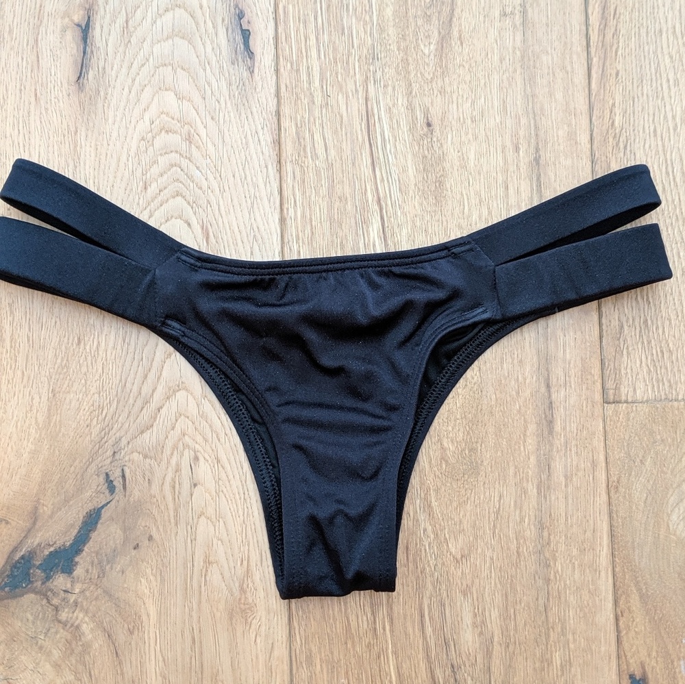 Hipster VS Brazilian bikini bottom with cutouts